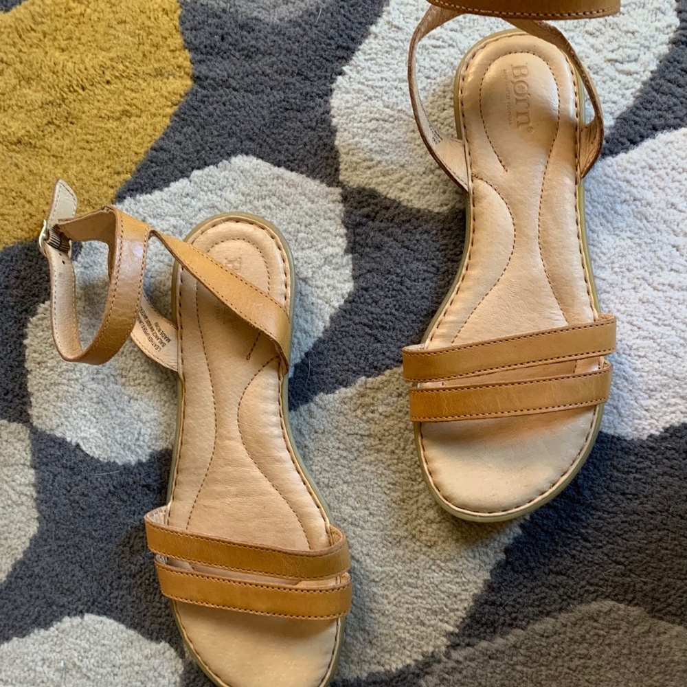Born Leather Tan Sandals